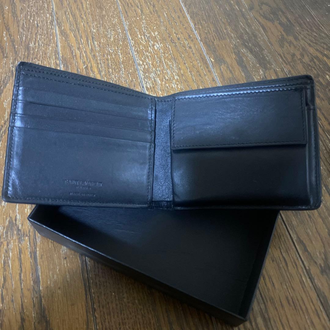 サンローラン二つ折り　クロコ柄