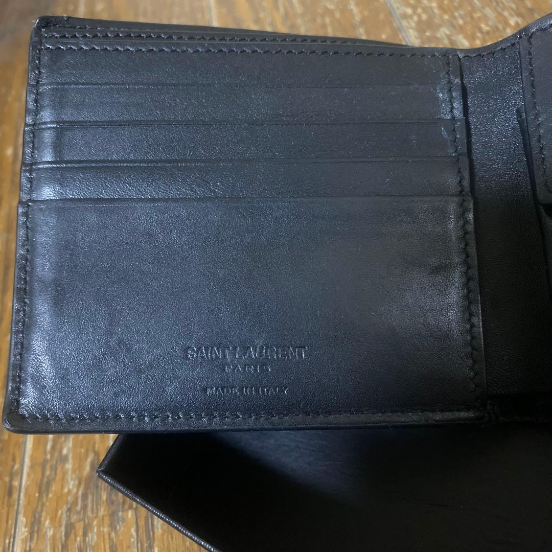 サンローラン二つ折り　クロコ柄