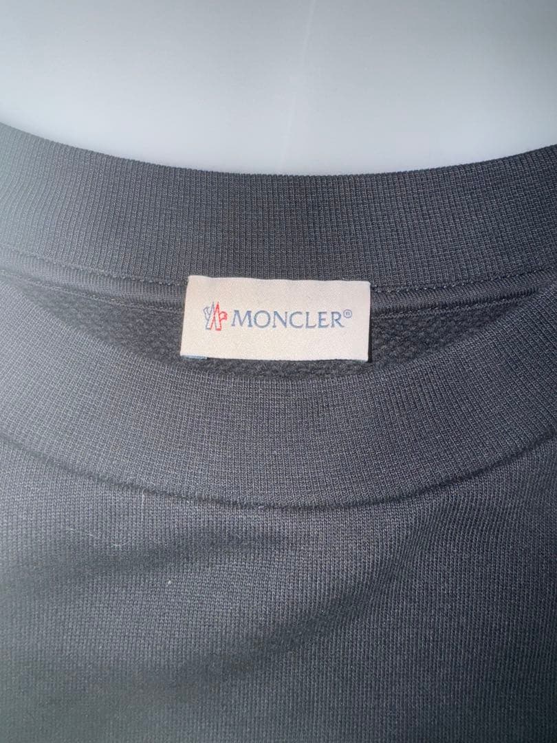 モンクレールトレーナー