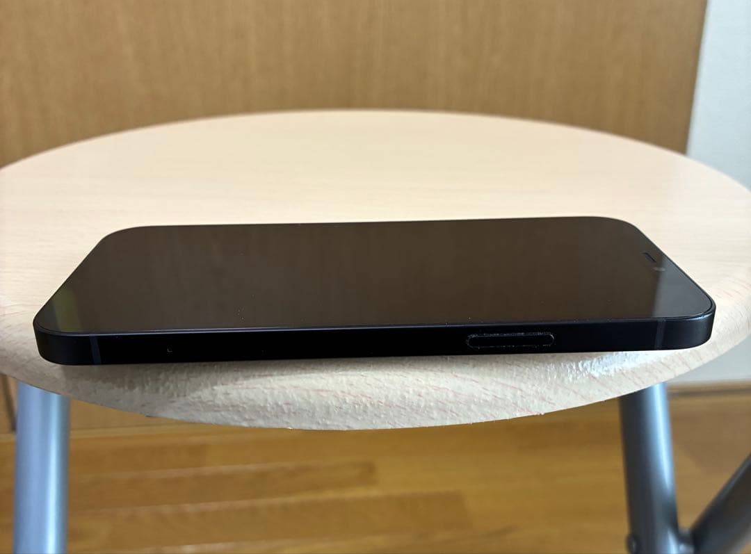 Apple iPhone 12 64GB ブラック 本体