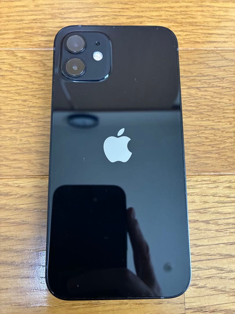 Apple iPhone 12 64GB ブラック 本体