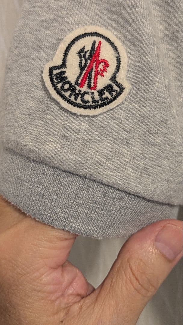 ✨２枚組‼️年末セール‼️モンクレールグレー 白ポロシャツ 確実正規品‼️