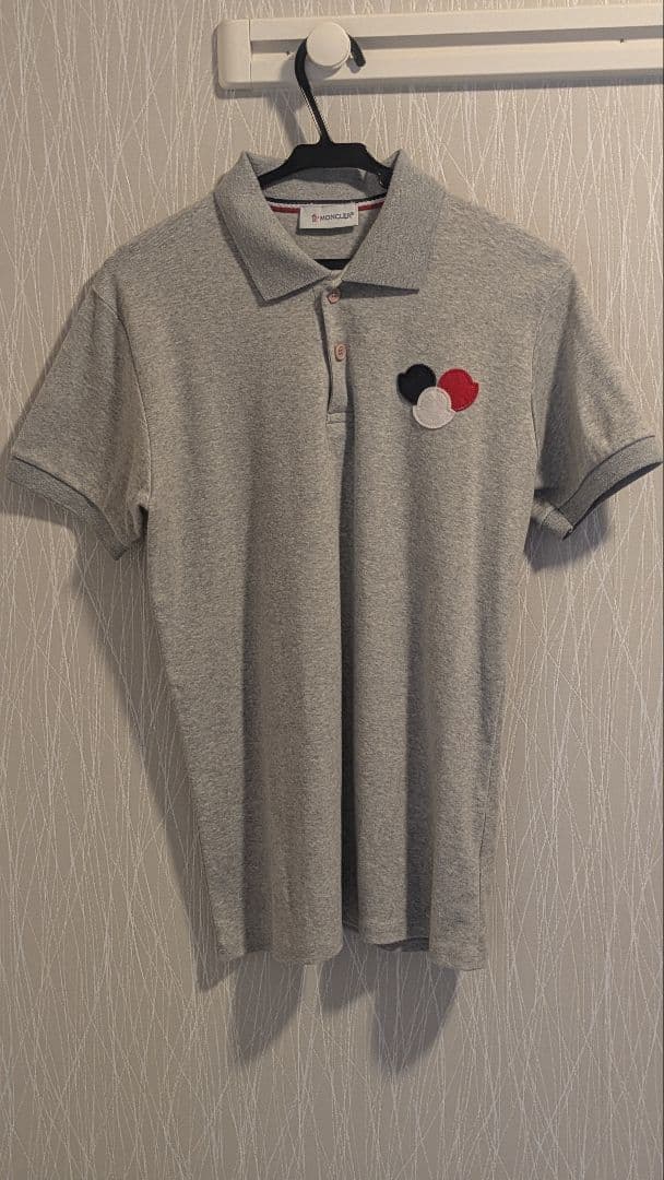 ✨２枚組‼️年末セール‼️モンクレールグレー 白ポロシャツ 確実正規品‼️