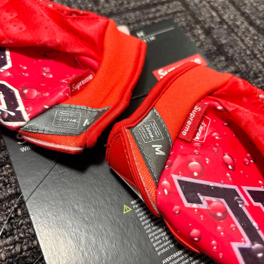 supreme nike football grove フットボール グローブ