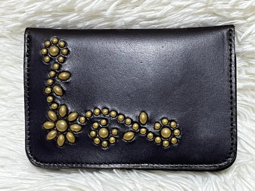 HTC ミディアムウォレット キーホルダー フラワーモチーフ ダークブラウン