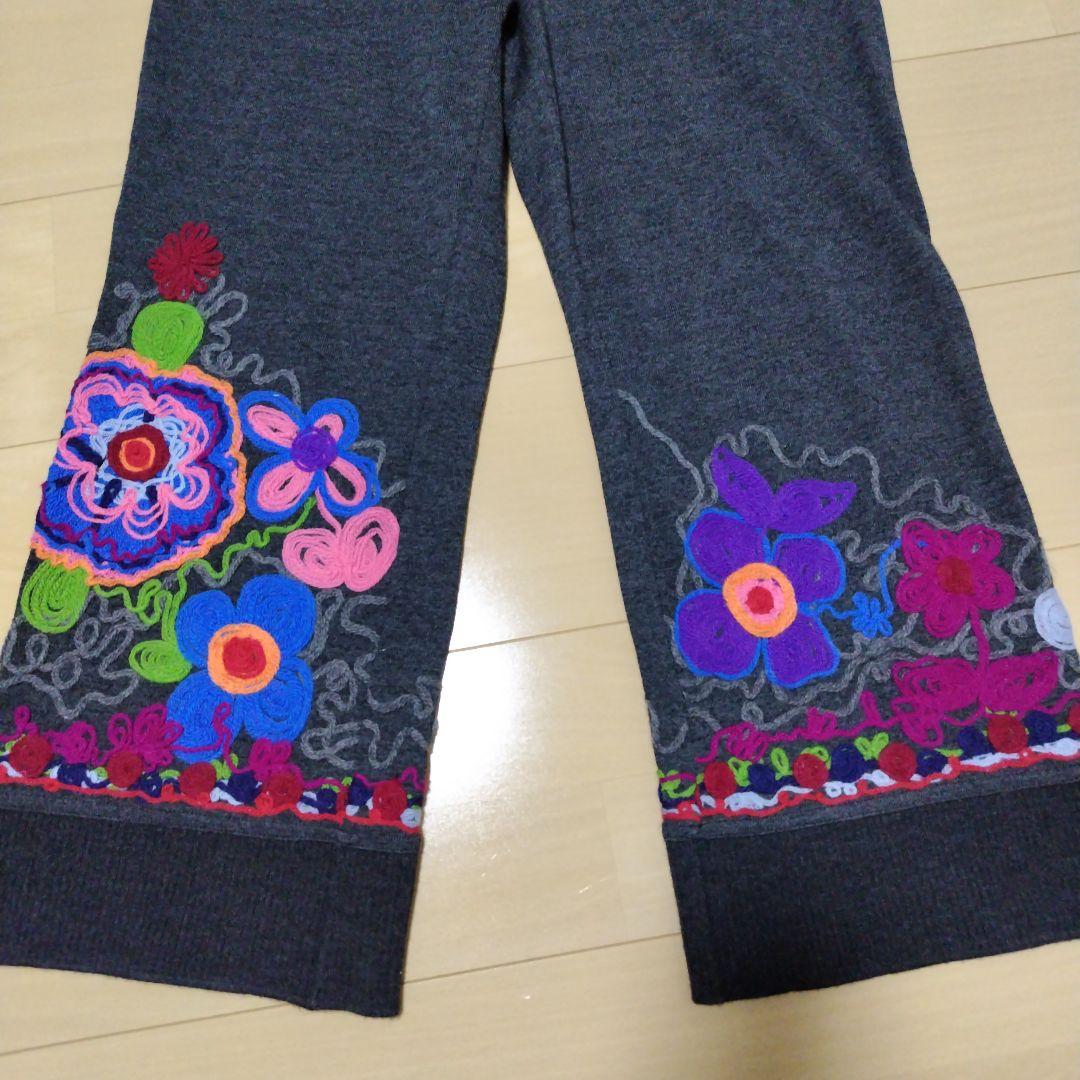TOKUKO カラフル刺繍リラックスパンツ ９号