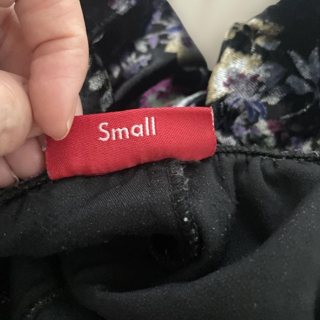 Supreme 花柄 ベルベットショートパンツ