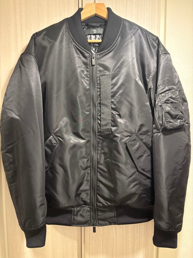 +J ハイブリッドダウンオーバーサイズMA－1