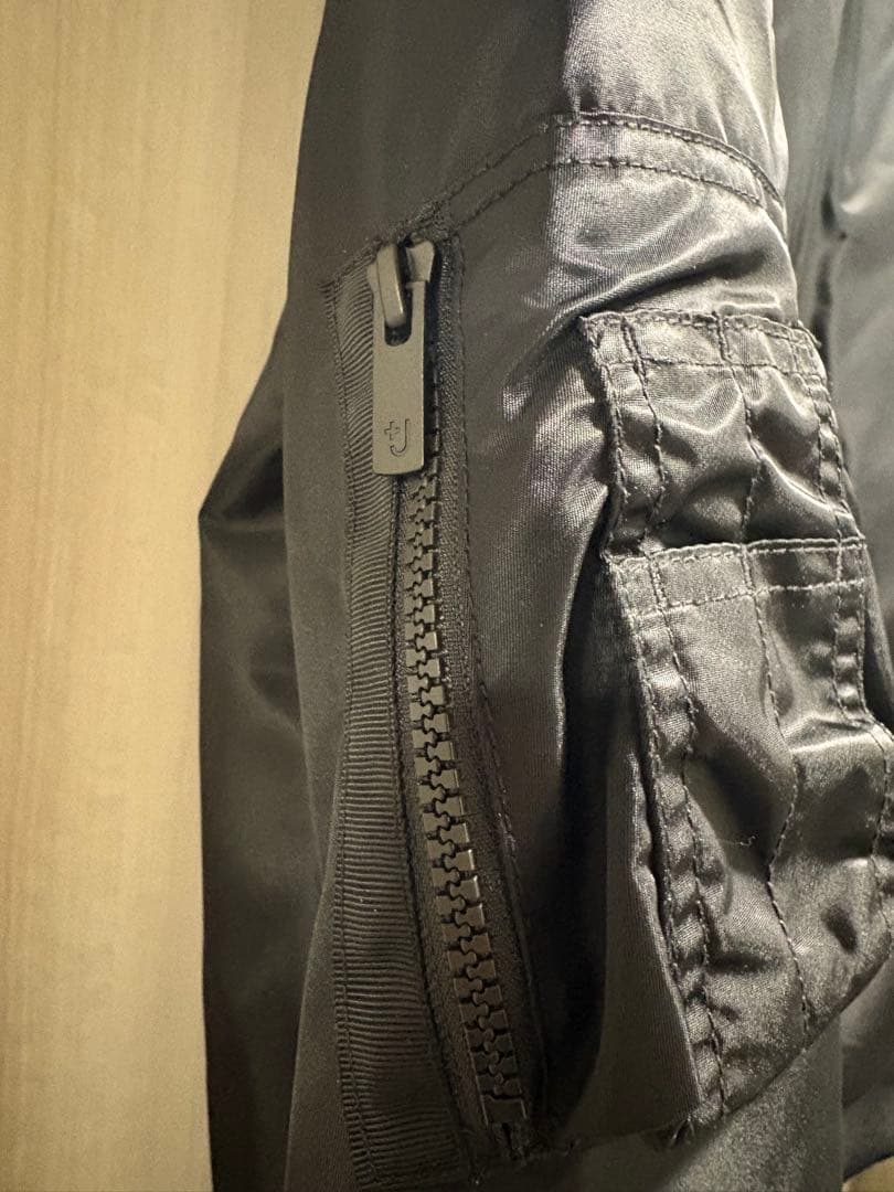 +J ハイブリッドダウンオーバーサイズMA－1