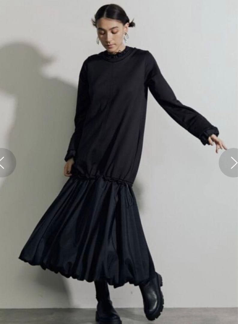 アンスリード　ドローストリングバルーンワンピース　ブラック