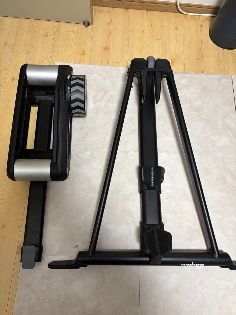 Wahoo KICKR ROLLRワフー キッカー ローラー　美品　使用3回のみ