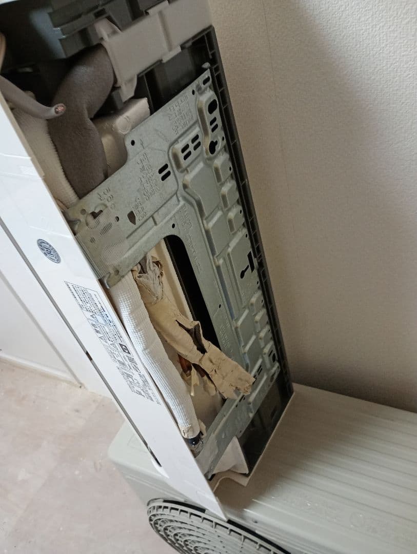 HITACHI ルームエアコン RAS-L22JE7(W) 6〜8畳 2019年