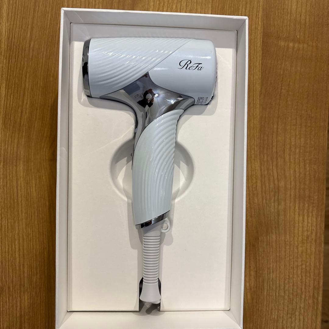 リファ　ビューティックドライヤーSE
