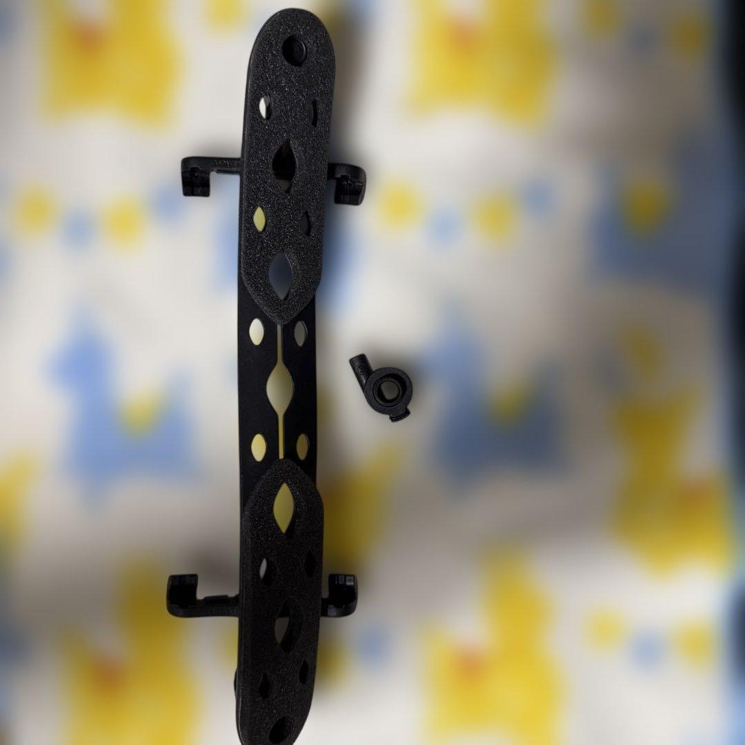 ピラストロバイオリン用 肩当て　試奏のみ使用