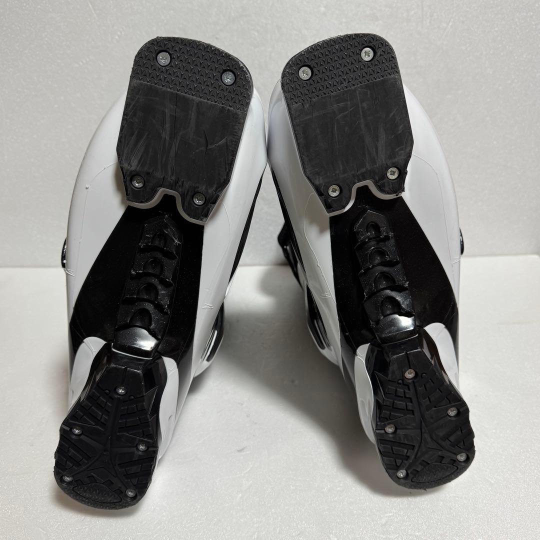 28-28.5cm スキーブーツ黒色ブラックホワイト初心者329mmATOMIC