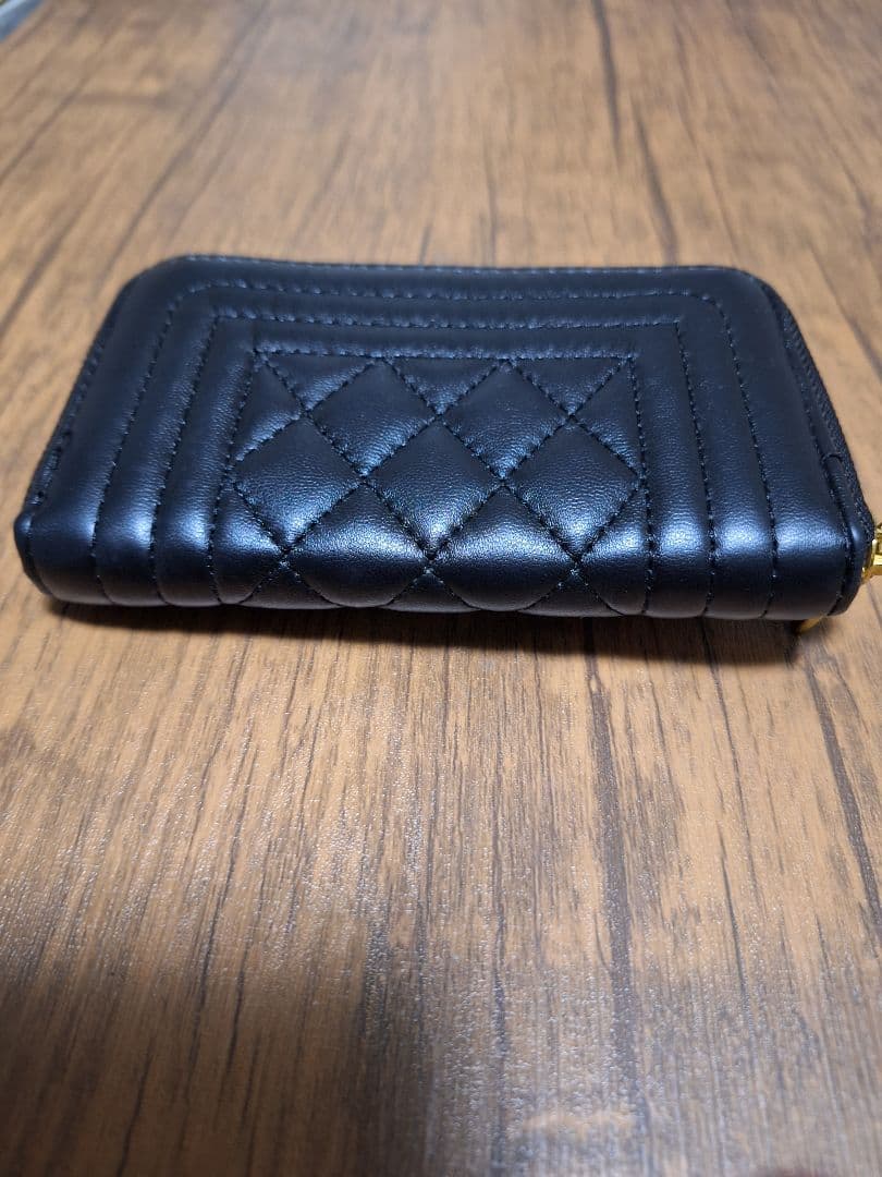 CHANEL　ノベルティ　カードミニ財布