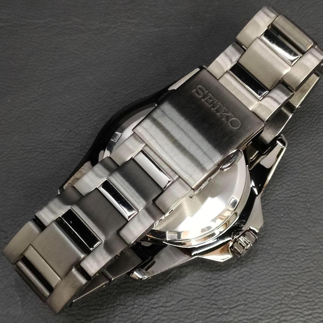 美品　SEIKO　セイコー　ブラック　レッド　ステンレス　ソーラー　メンズ　時計