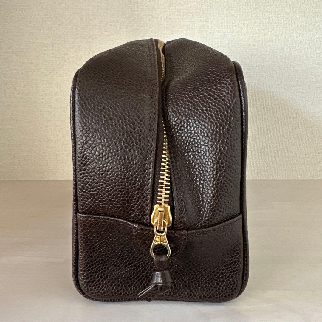 CHANEL シャネル　コスメポーチ　クラッチバッグ　キャビアスキン　ブラウン