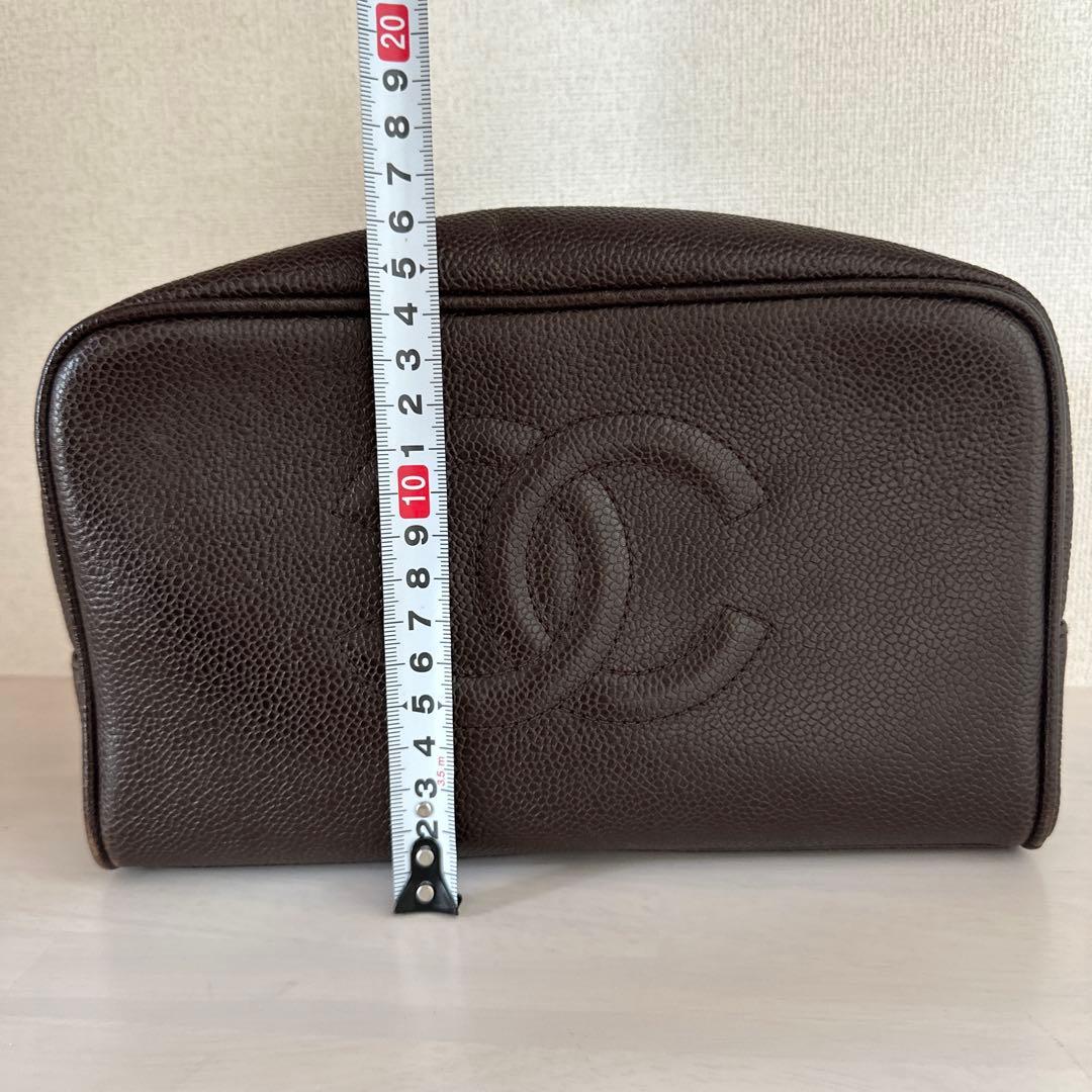 CHANEL シャネル　コスメポーチ　クラッチバッグ　キャビアスキン　ブラウン