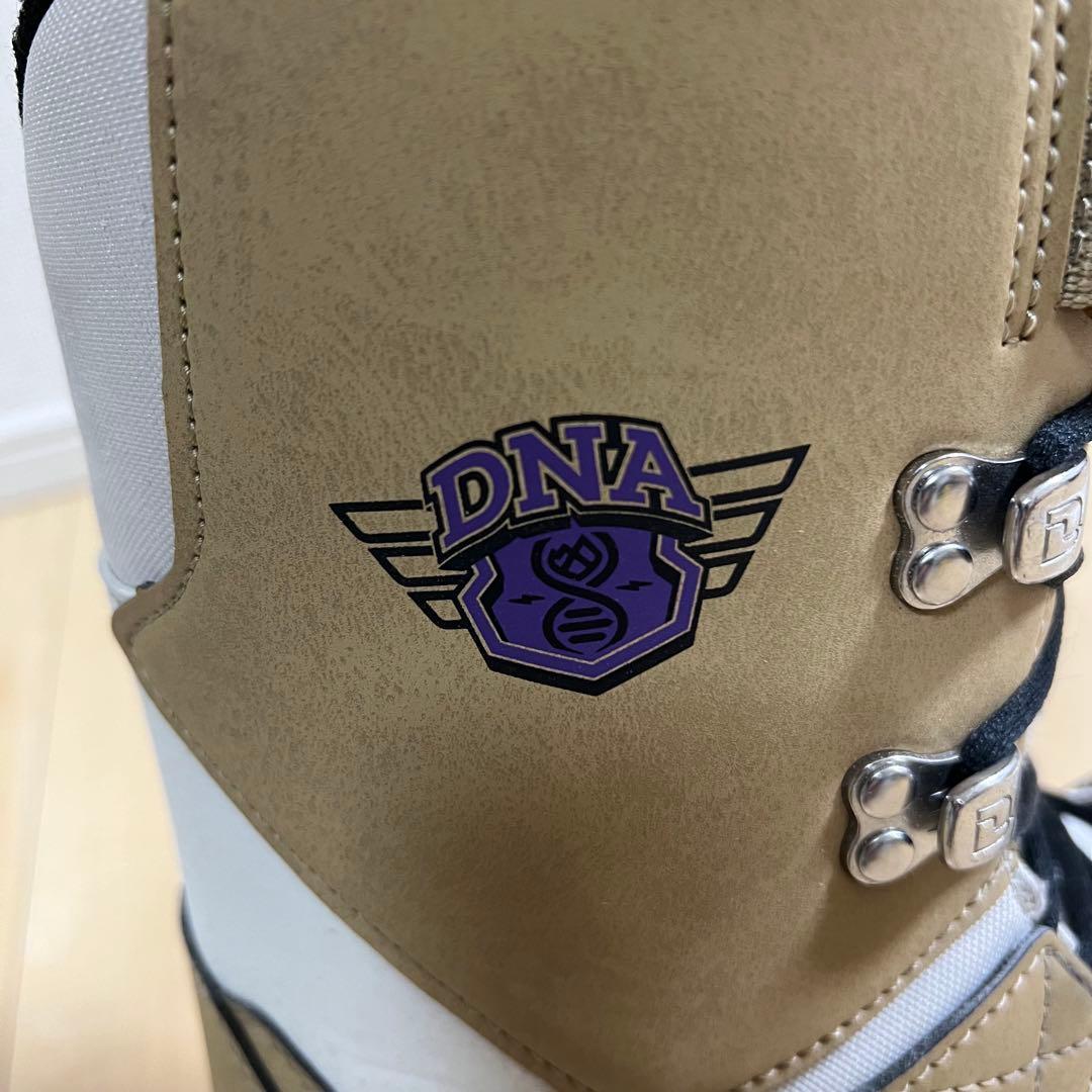 【即日発送】DEELUXE スノボ　D.N.A. 26.5cm 23-24モデル