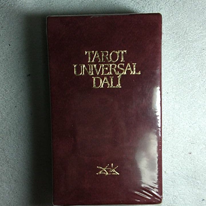 【タロット】TAROT UNIVERSAL DALI（ケース付）