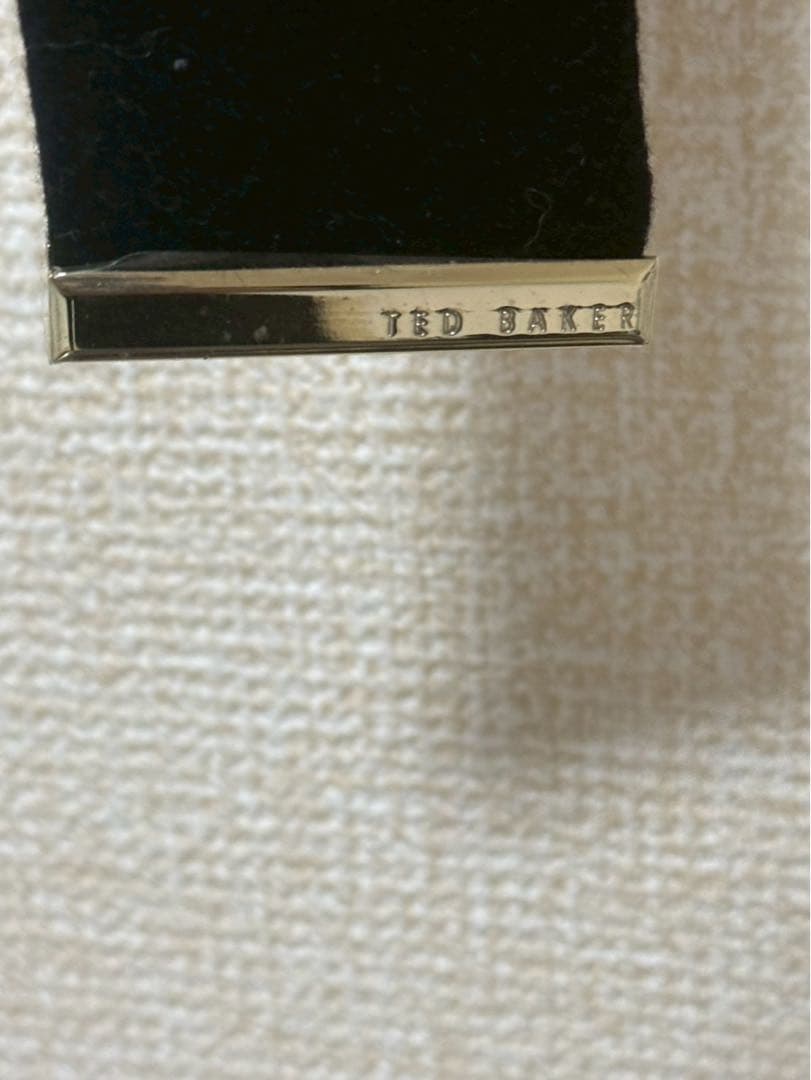 【新品】TED BAKER テッドベイカー　ダウンコート　花柄　Aライン