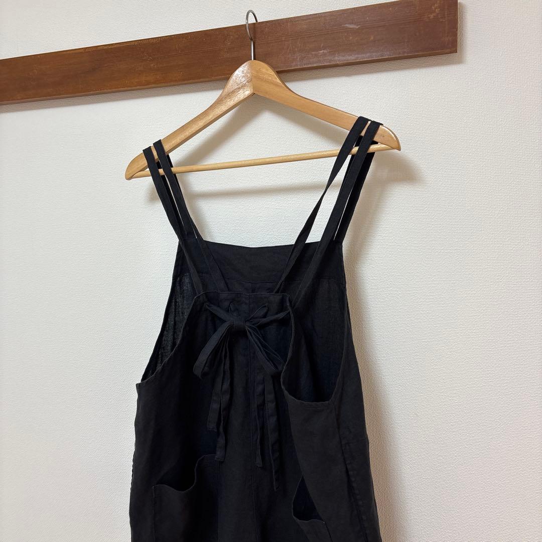 リネンサロペット　黒　かぐれ　オールインワン・つなぎ