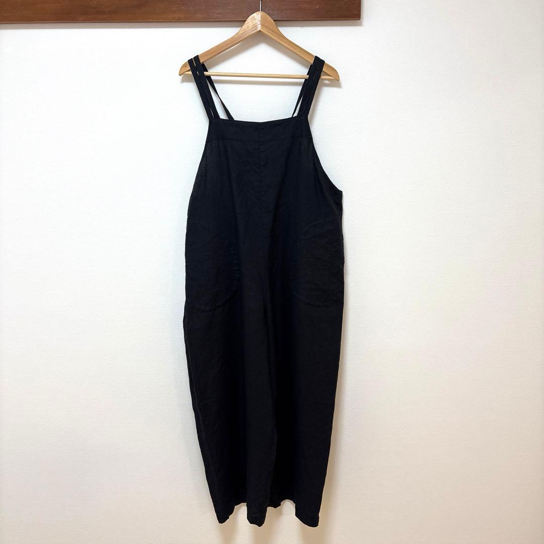 リネンサロペット　黒　かぐれ　オールインワン・つなぎ