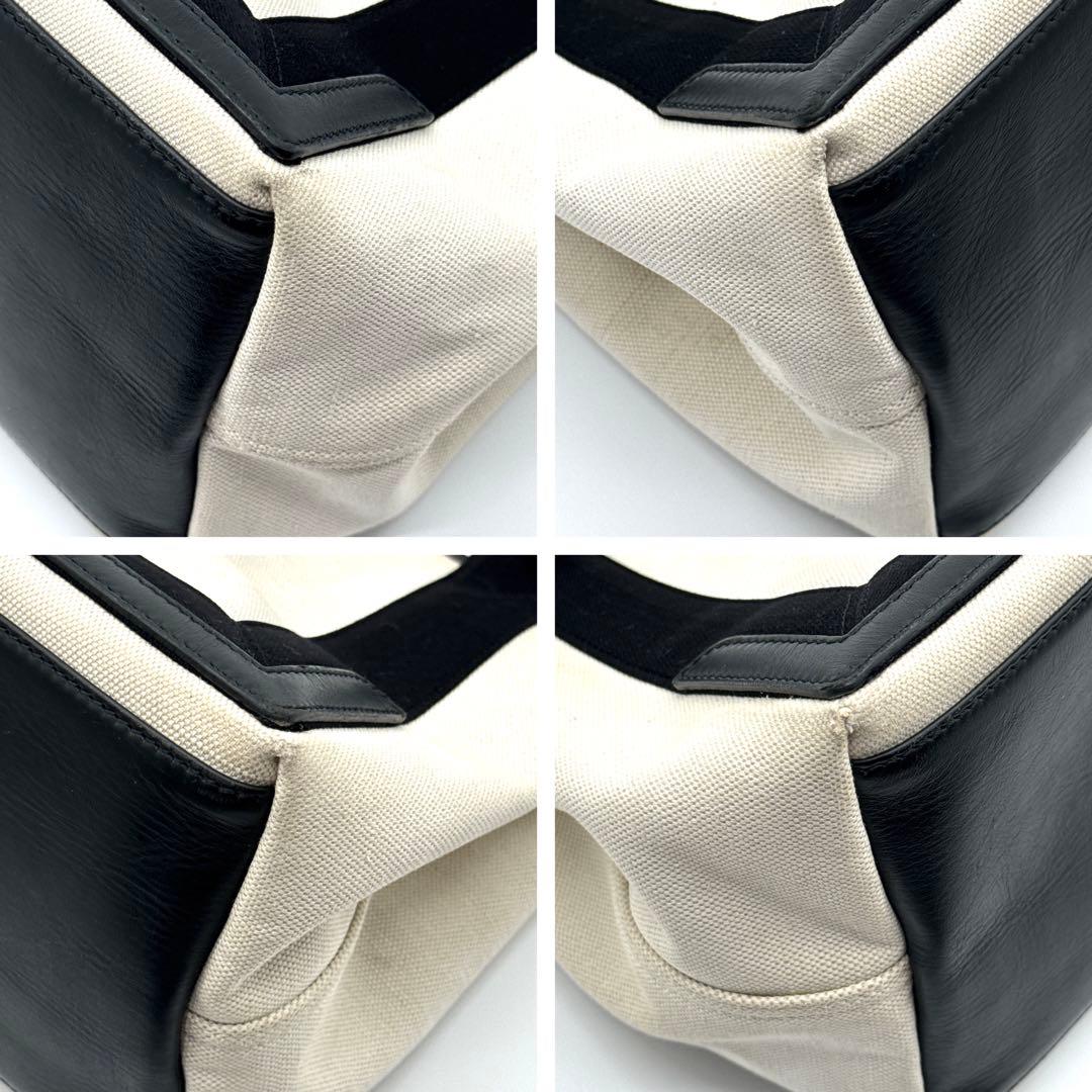 バレンシアガ ネイビーカバス S レザー ハンド トートバッグ ポーチ付 白