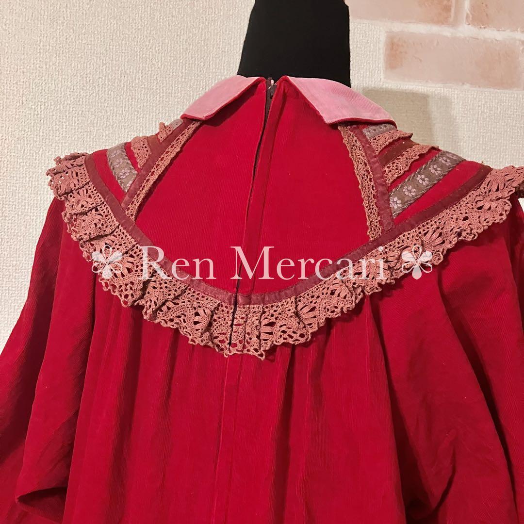 ストロベリーレッド コーデュロイ お花刺繍のチュールヨークワンピース