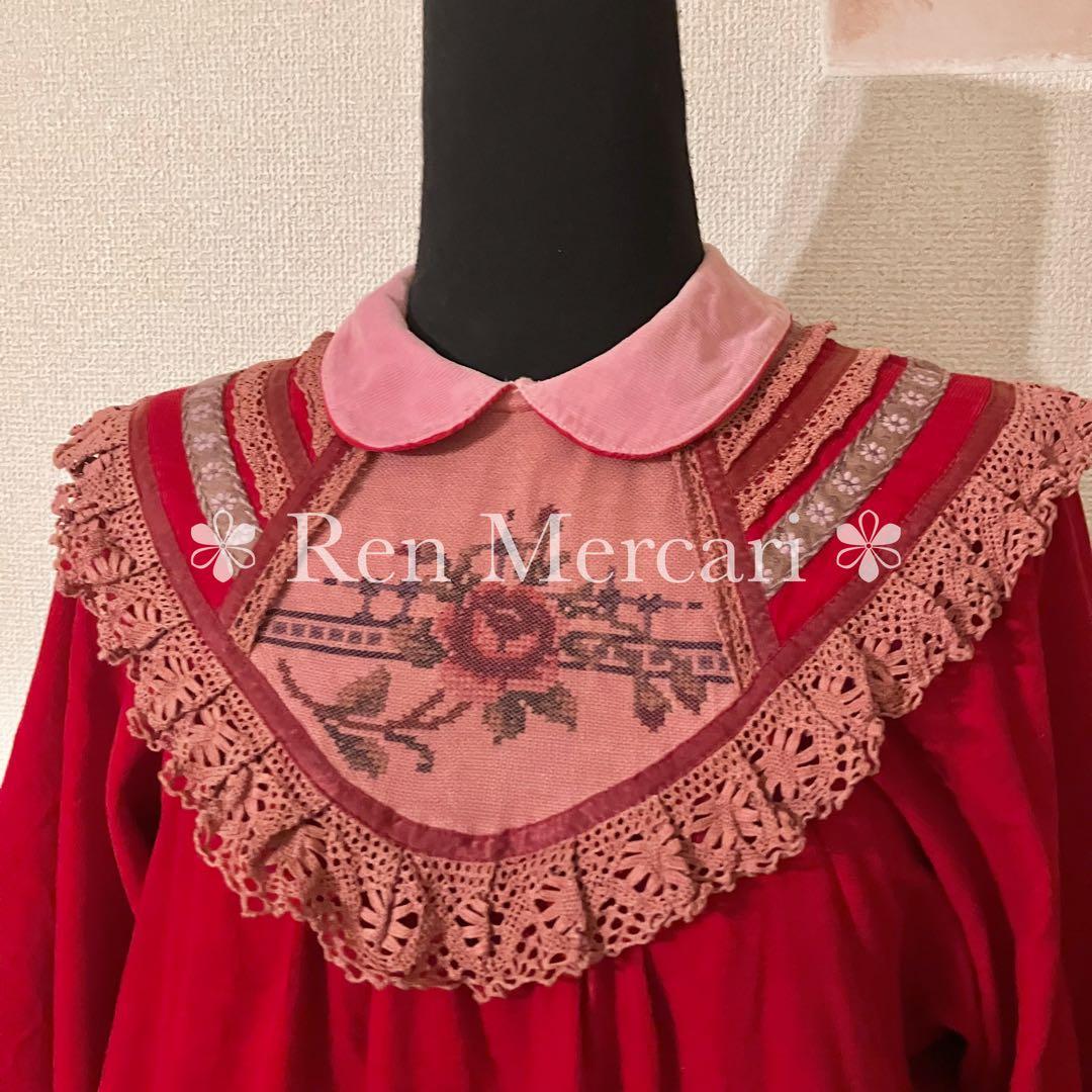 ストロベリーレッド コーデュロイ お花刺繍のチュールヨークワンピース