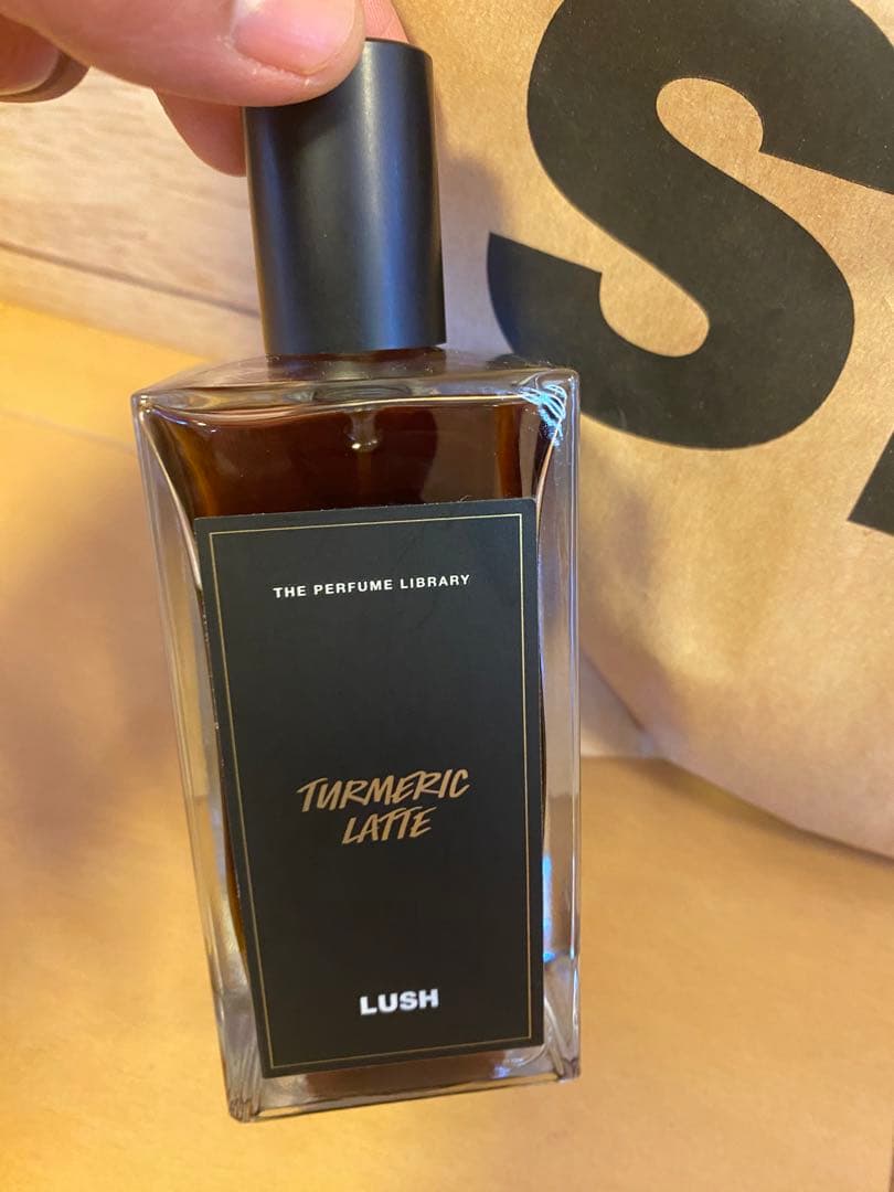 Lush Turmeric Latte スパイシー ラテ パフューム 香水