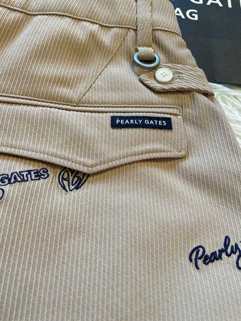 人気完売品パーリーゲイツパロディロゴ柄のカルゼジャガードショートパンツサイズ7