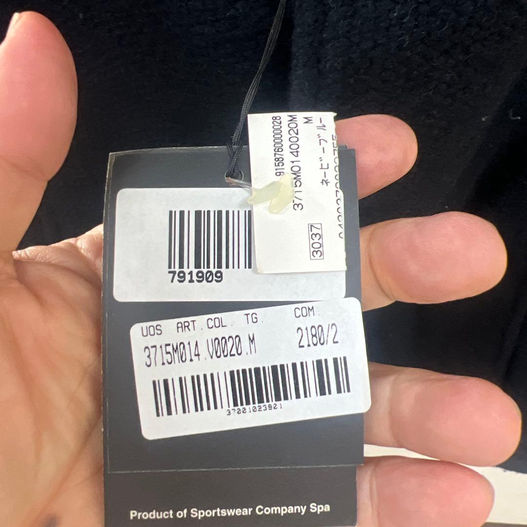 わ*き様 新宿伊勢丹購入ストーンアイランド肉厚ニットアウターネイビーM