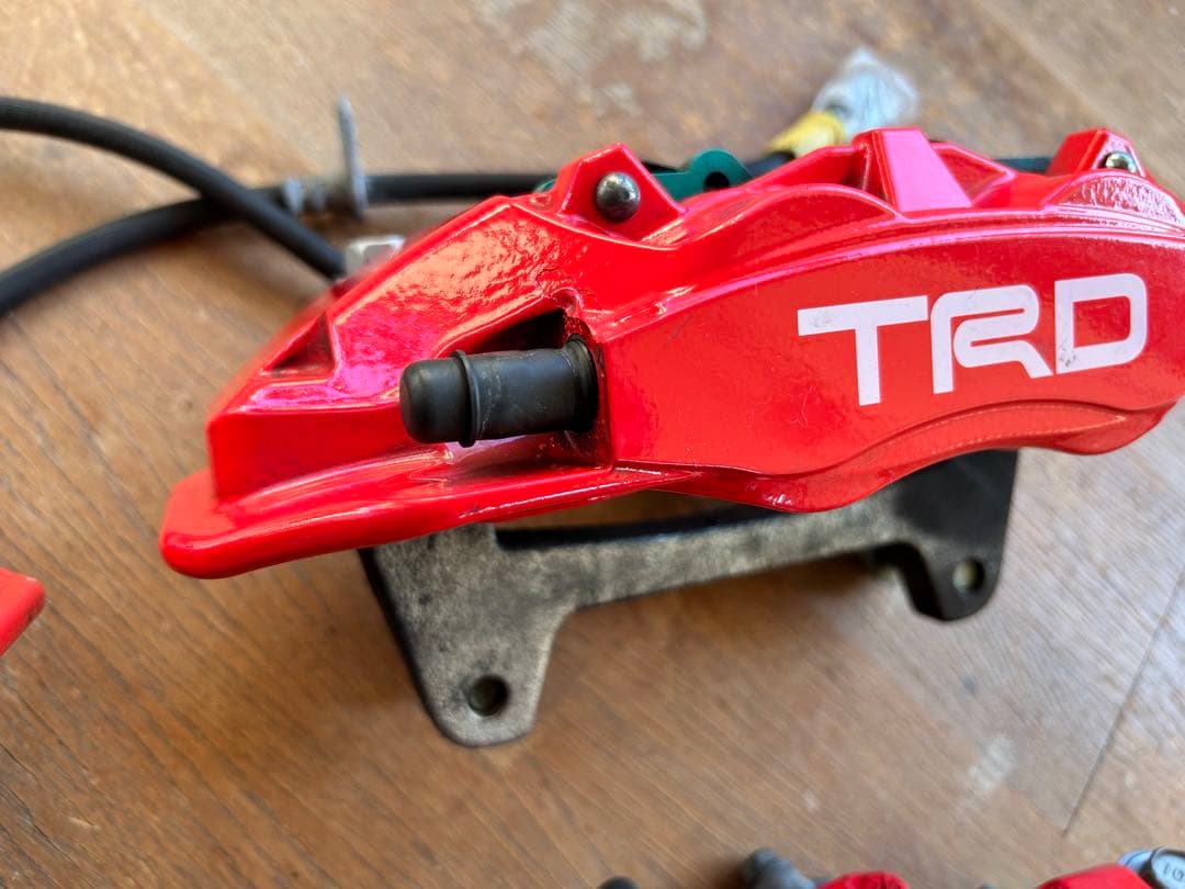 美品　ZN6　86　TRD　4・2pot　キャリパー　前後セット