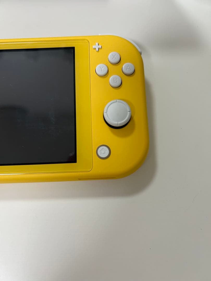 [美品] Nintendo Switch Lite イエロー 本体
