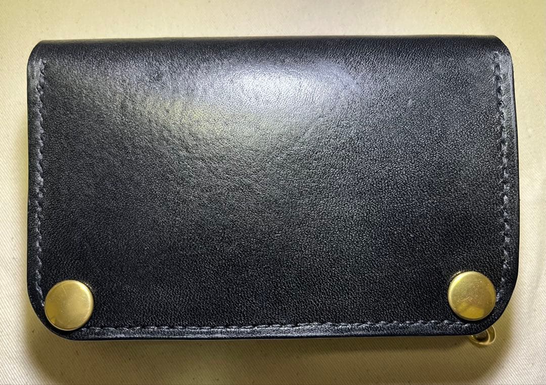 栃木レザー ミドル トラッカーウォレット 三層 ピックポケット無し