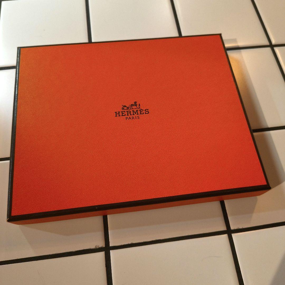 Mi様　　美品HERMES チェーンモチーフ シェーヌダングル