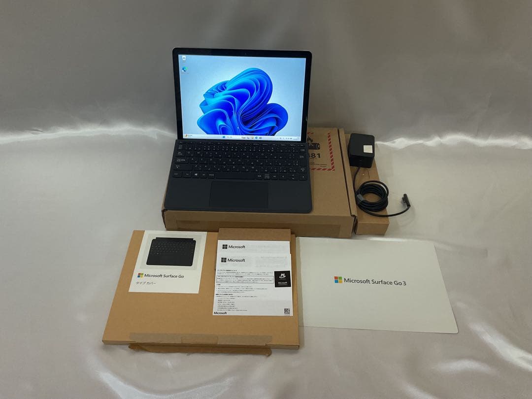 Windowsタブレット本体 Surface Go3 LTE i3 8g 128g office 2024