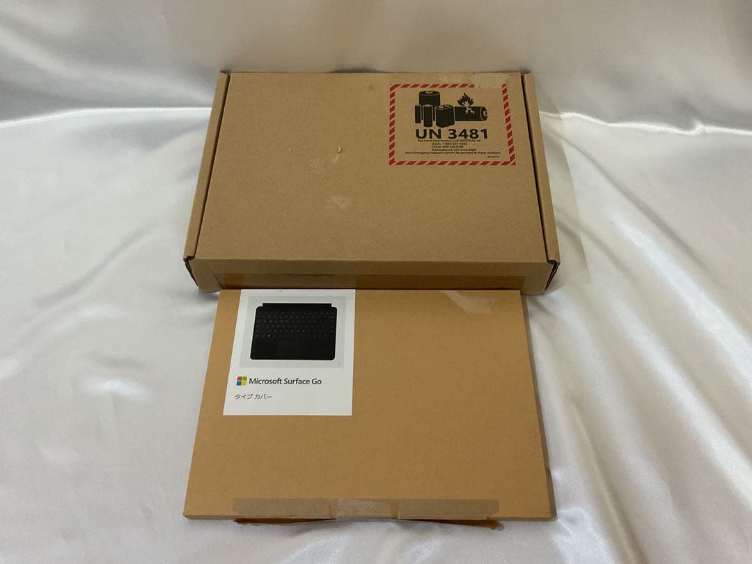 Windowsタブレット本体 Surface Go3 LTE i3 8g 128g office 2024