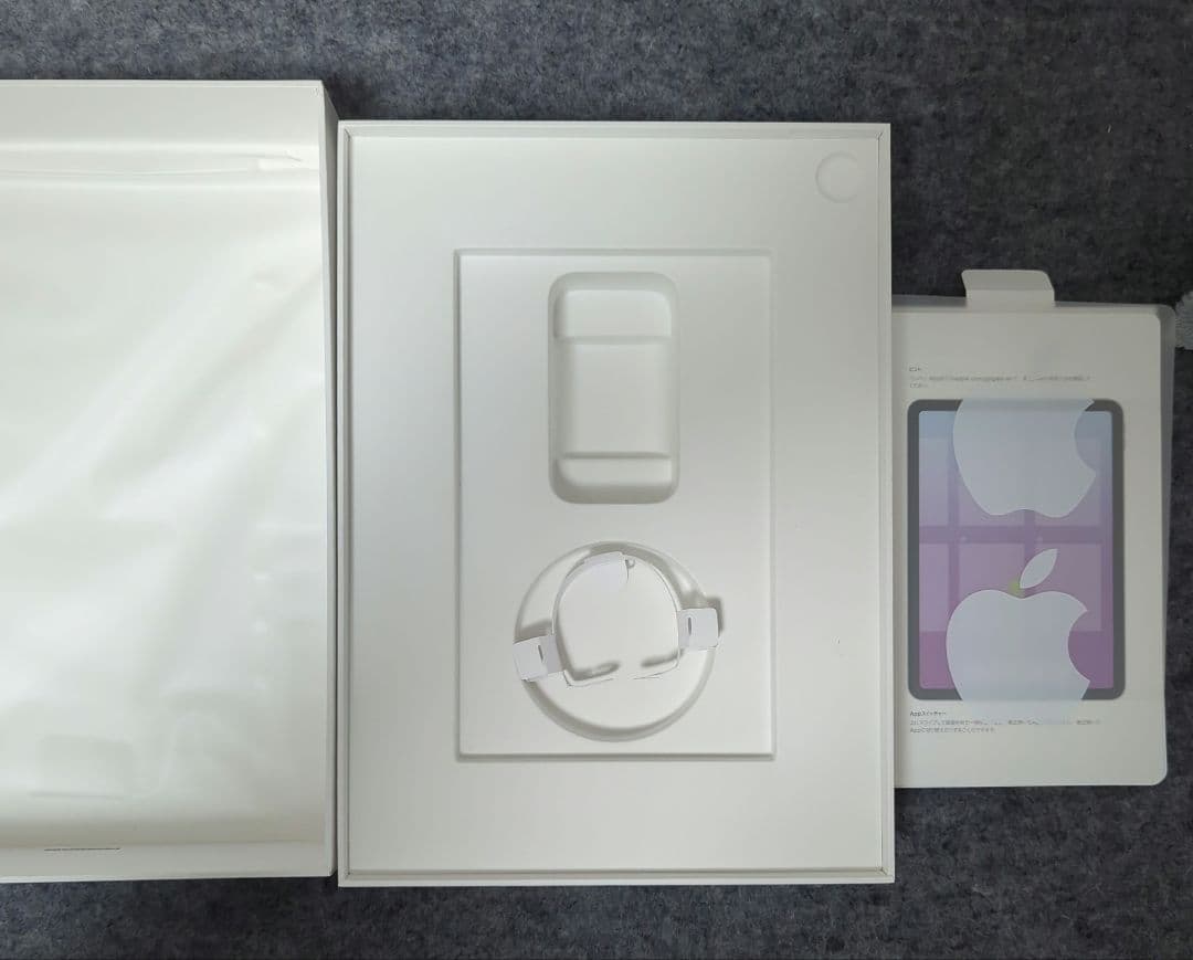 iPad Air 第4世代 Wi-Fi スカイブルー 64GB 純正ケース付