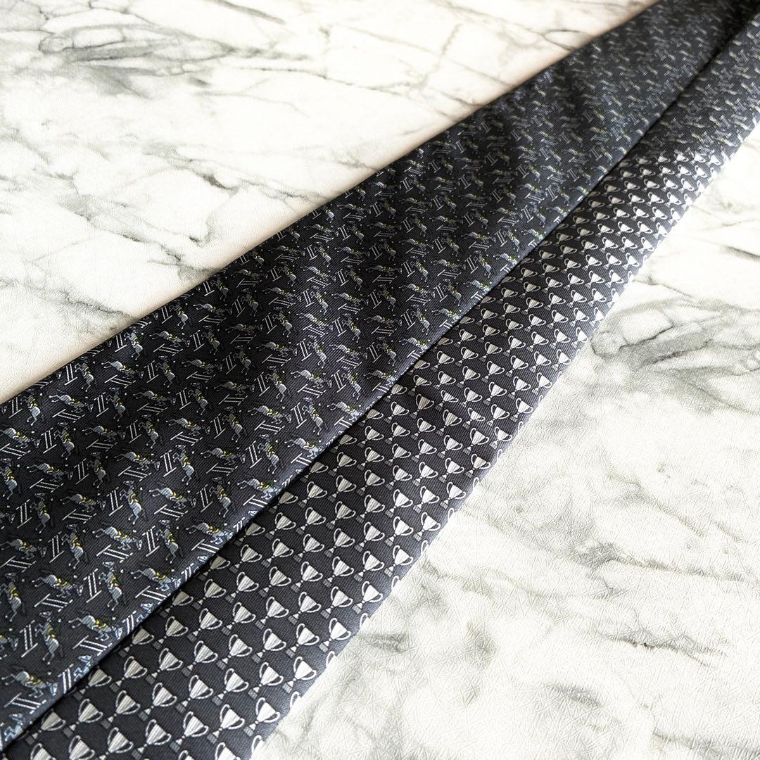 ✨未使用箱付きタグ付き✨HERMES ホース総柄　トロフィー総柄　ネクタイ