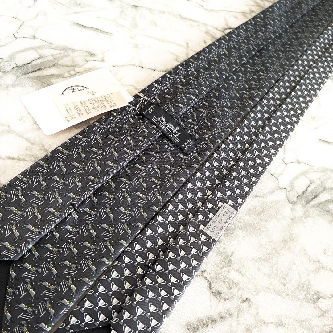 ✨未使用箱付きタグ付き✨HERMES ホース総柄　トロフィー総柄　ネクタイ