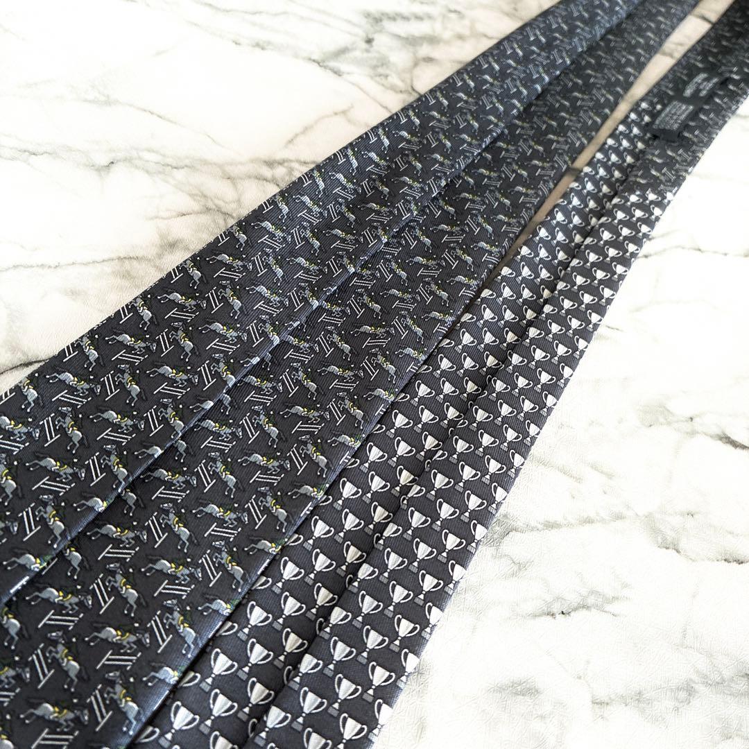 ✨未使用箱付きタグ付き✨HERMES ホース総柄　トロフィー総柄　ネクタイ