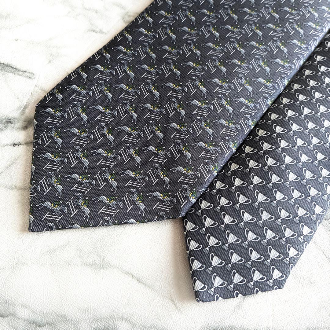 ✨未使用箱付きタグ付き✨HERMES ホース総柄　トロフィー総柄　ネクタイ