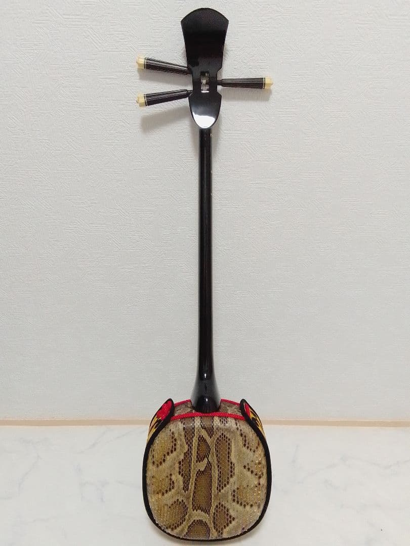 沖縄三線 本皮 強化張り 蛇皮 バッグ付 琉球 和楽器 本体
