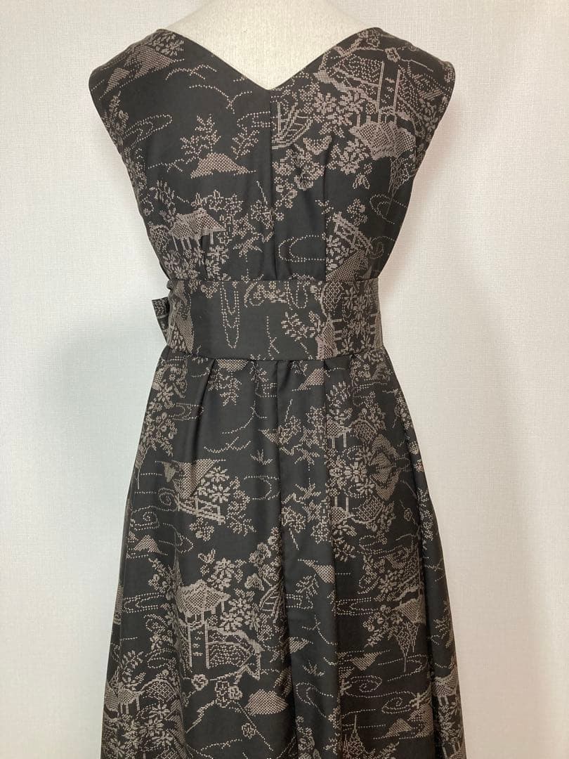 着物リメイク　大島紬ロングフレアワンピース（後ろVネック）着丈122㎝