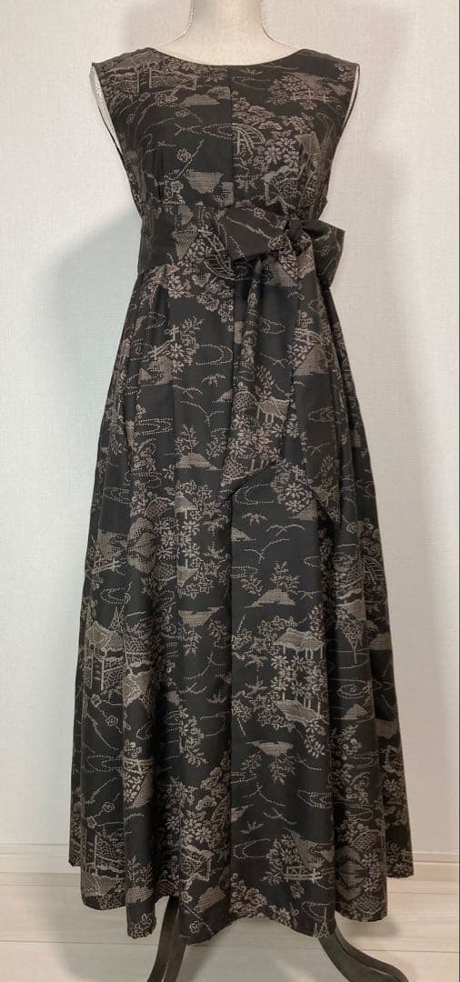 着物リメイク　大島紬ロングフレアワンピース（後ろVネック）着丈122㎝