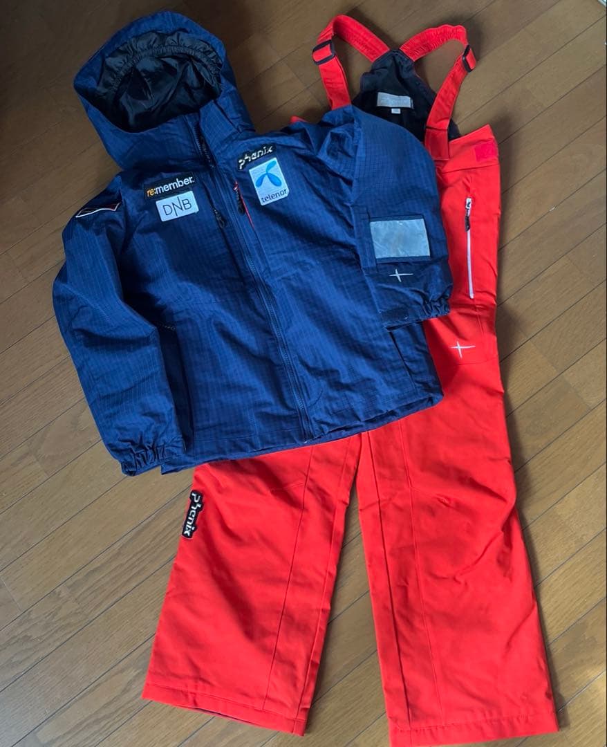 美品　phoenix フェニックス　スキーウェア　150 140