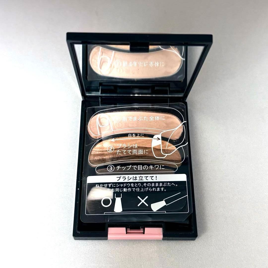 AUBE オーブ ブラシひと塗り シャドウ N 11 ブラウン系 アイシャドウ